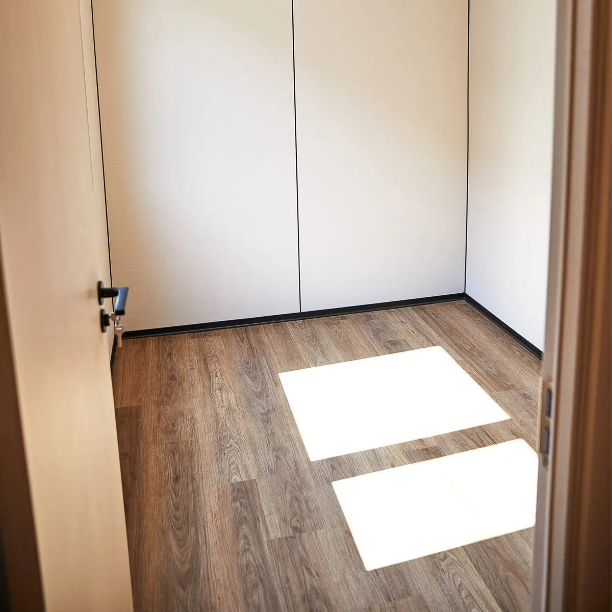 40’ Custom Built Steel Container Office, Insulated, PVC Flooring, Wood Grain Solid Wallboard, Horizontal Pivoting Windows, High-Density Foam Insulation, TMG-SCO40