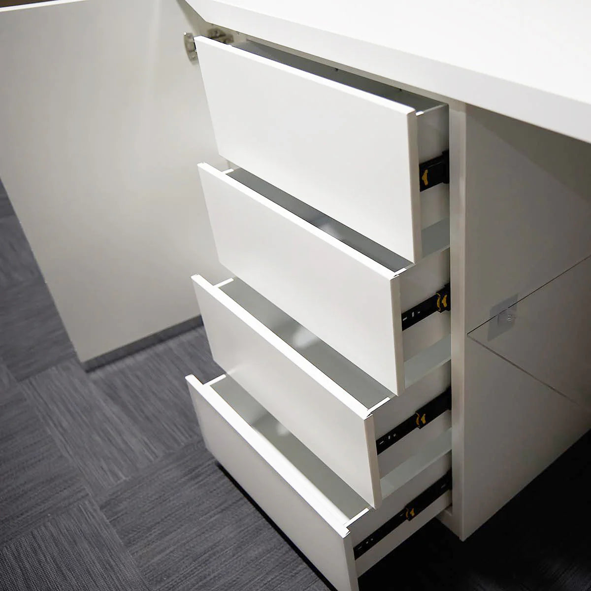 30’ Custom Built Steel Container Office, Working Area & Manager’S Office, 1 Leather Office Chair, 4 Ergonomic Office Chairs, TMG-SCO30