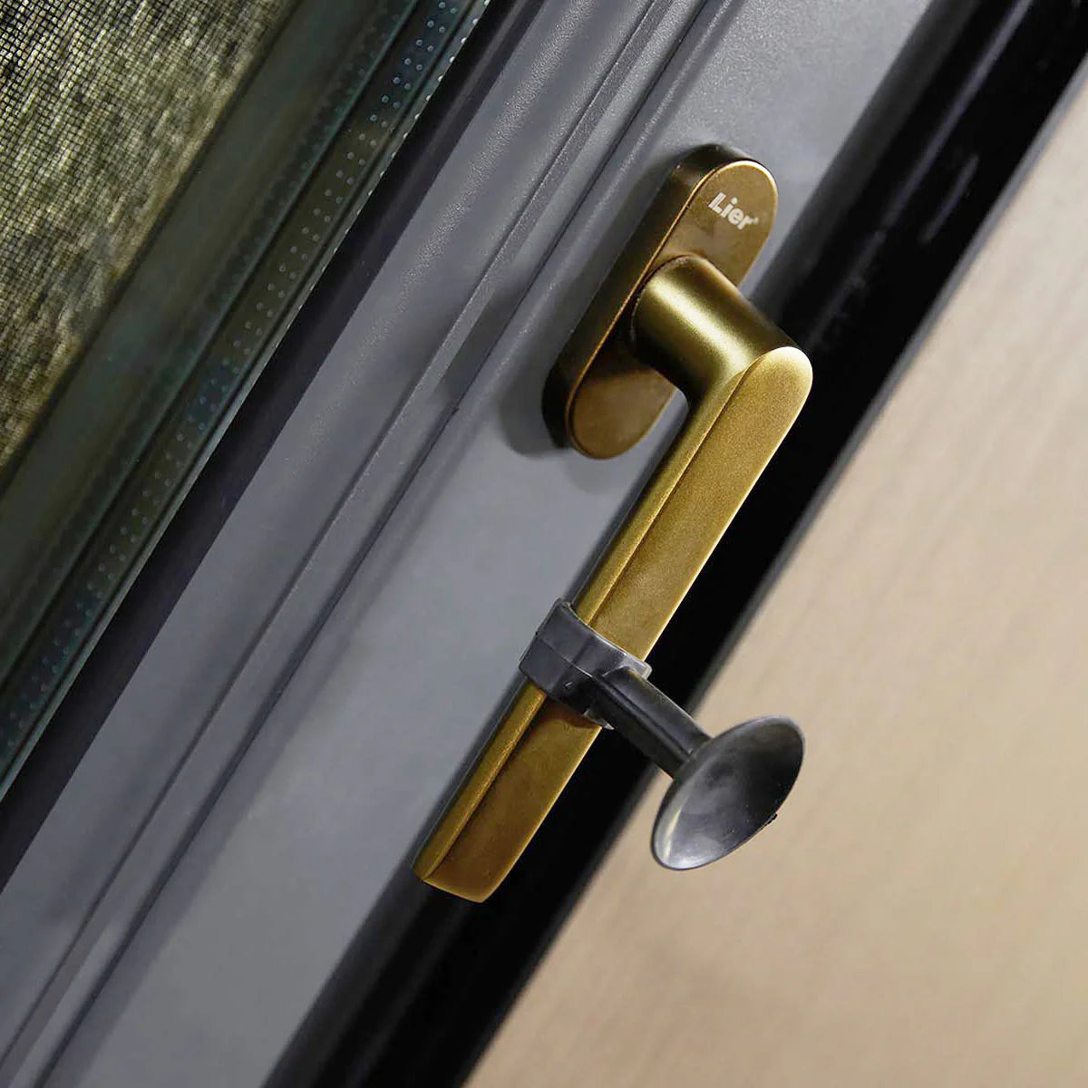 30’ Custom Built Steel Container Office, Working Area & Manager’S Office, 1 Leather Office Chair, 4 Ergonomic Office Chairs, TMG-SCO30